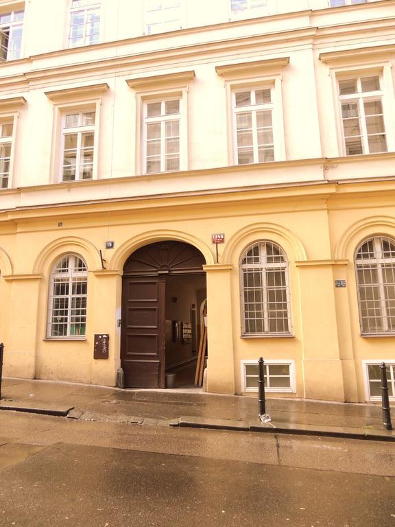 Apartment Near Wenceslas Square Daire *