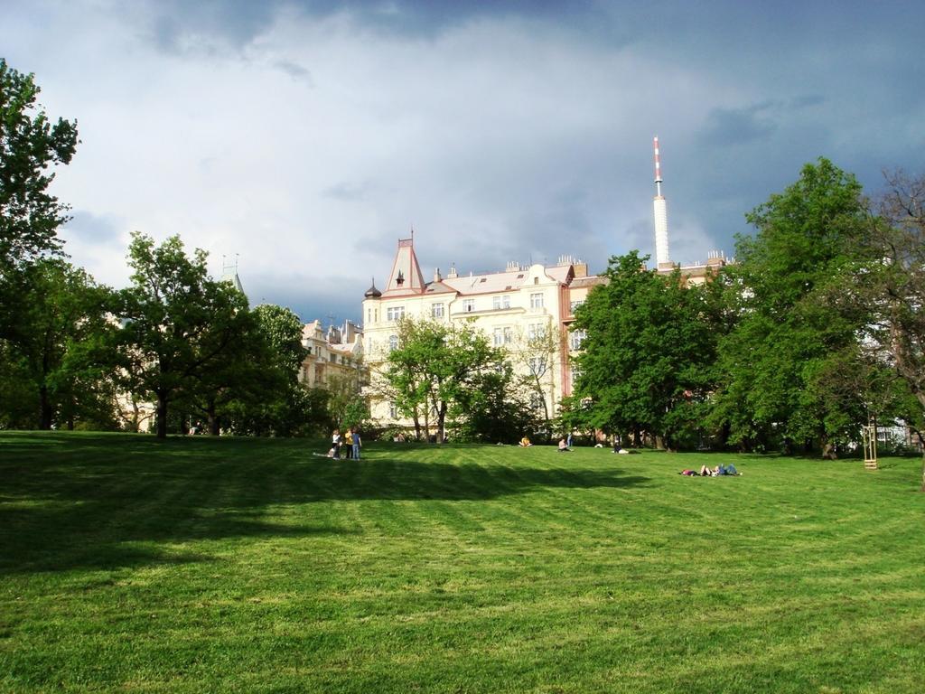 Modern Riegrovy Sady Daire
