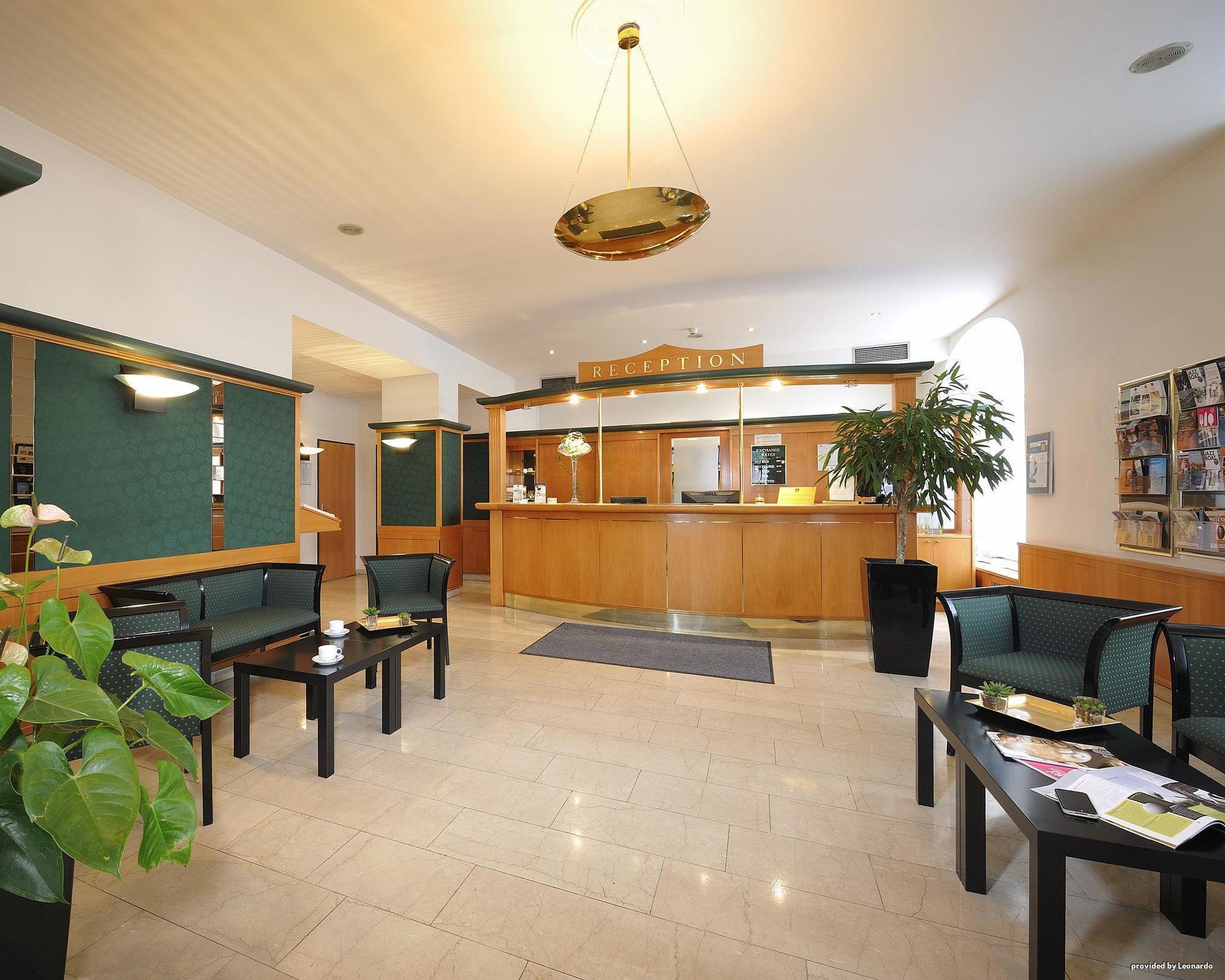 Western Moran Hotel 4*