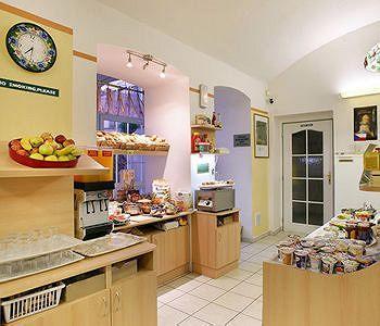 Golden Garni Hotel