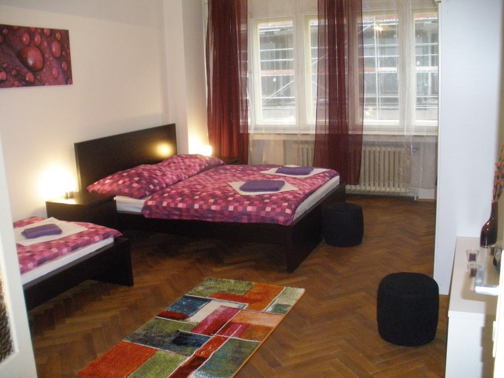 Tronicek Prague