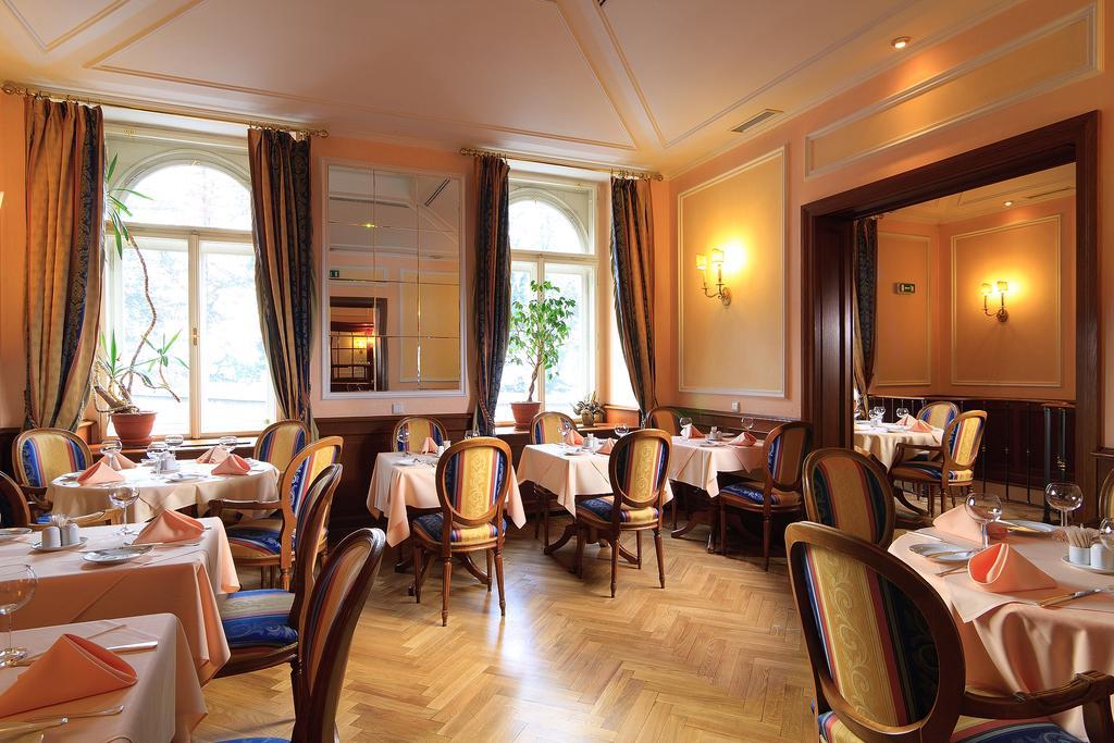 Hotel Kinsky Fountain Prague