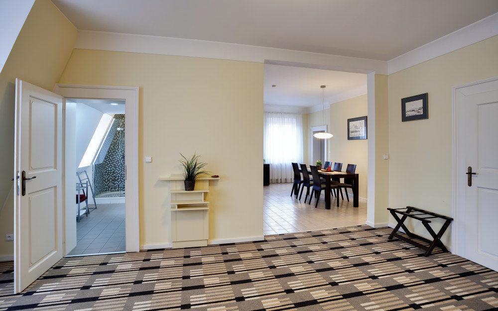 Karlova 25 Apartment
