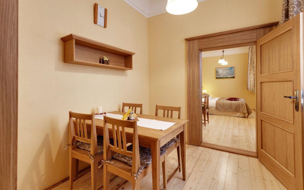 Karlova 25 * Prag