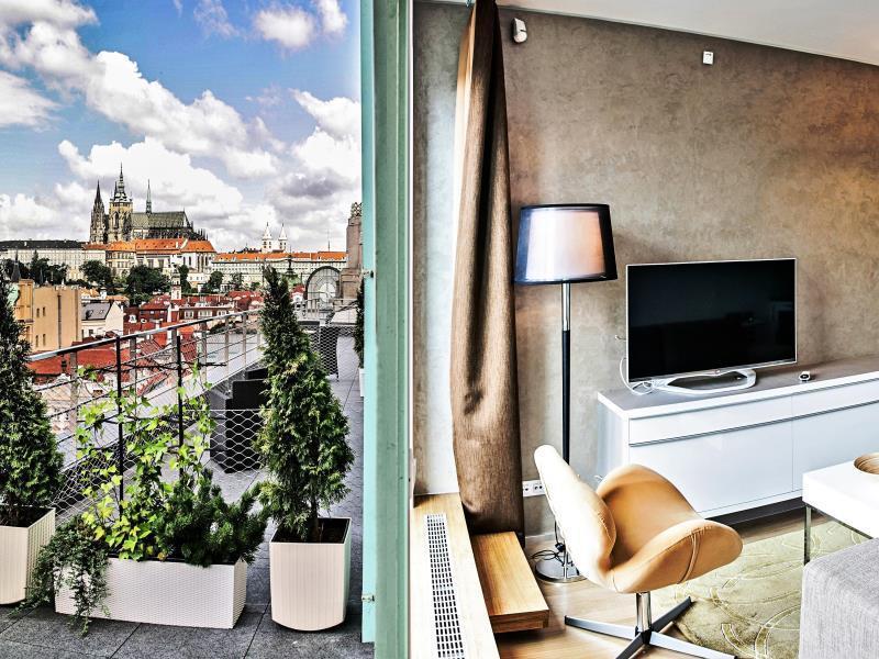 Wenceslas Square Terraces Apartment
