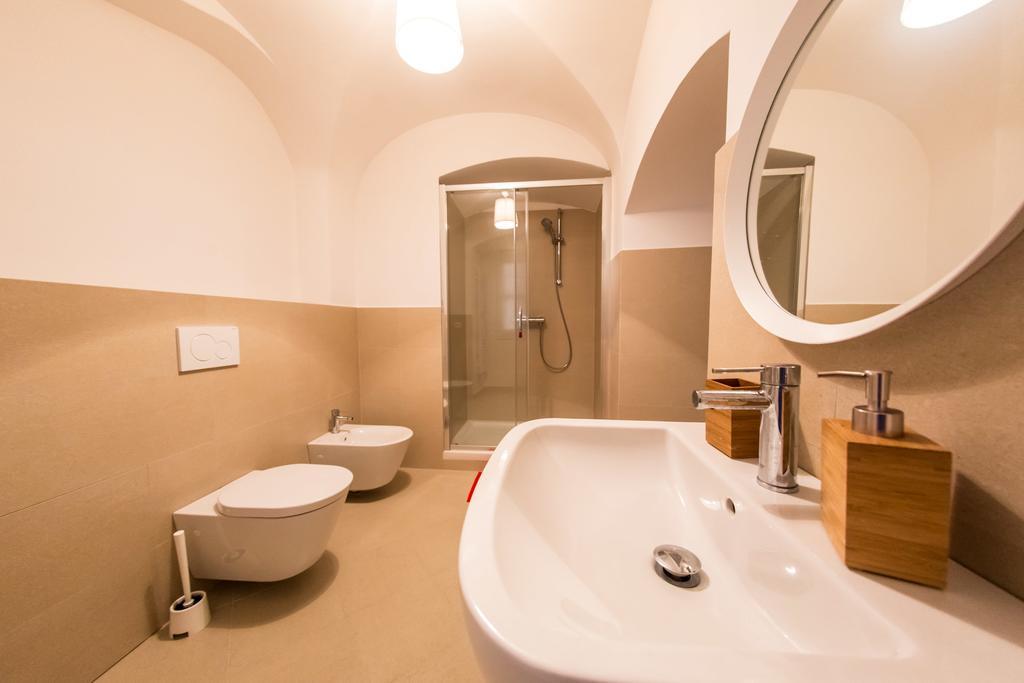 Three Golden Crowns Apartments Prague