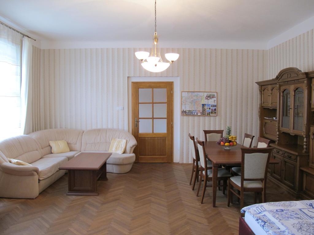 Appartement Near Lesser Town