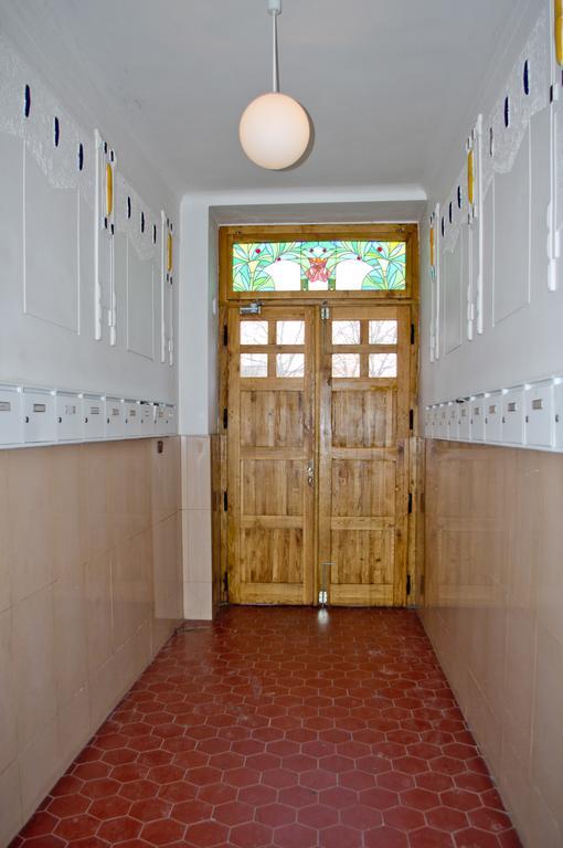 Apartment With 2 Bathrooms- 5 Minutes From Old Town - 102 M2 Prague