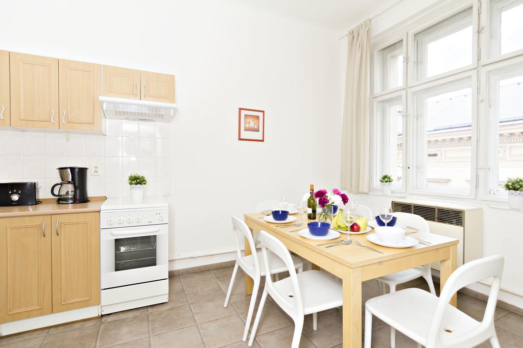 Apartment With 2 Bathrooms- 5 Minutes From Old Town - 102 M2