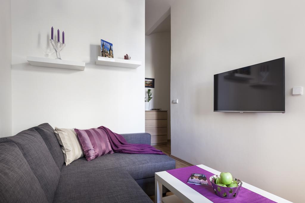 Hanan's Pstrossova Appartement