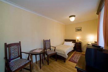 Hotel Cerny Slon 4*