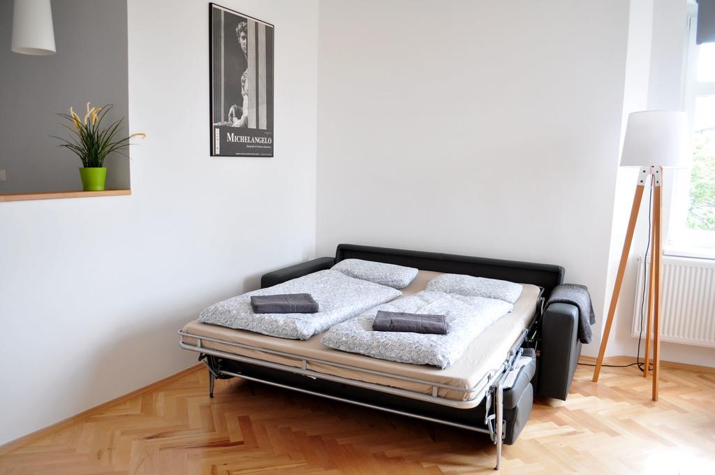 Central-modern-apartment Praga