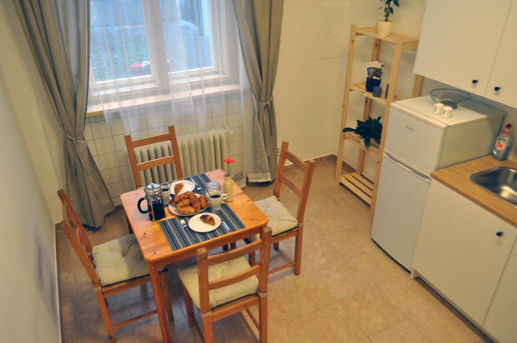 Secret Garden Apartment *