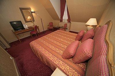 Hotel Friday
