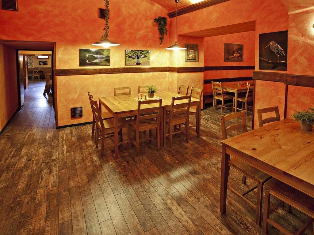 Hostel A Plus & Prag
