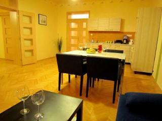Hotel Velvet Old Town 3*