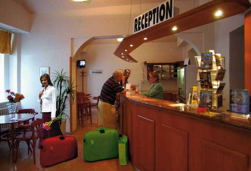 Otel Club