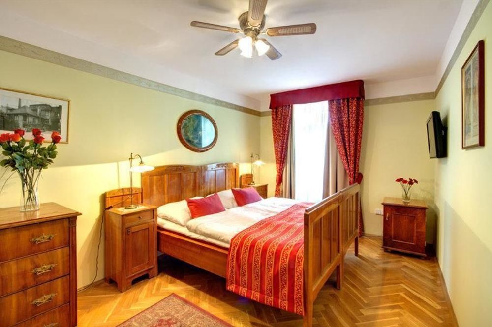 Otel Mucha