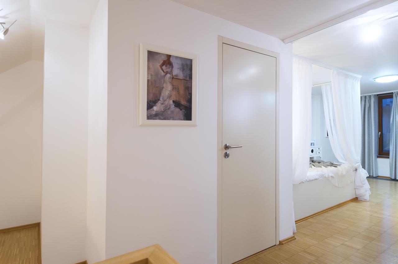 Daire Modern Charvatova Prag