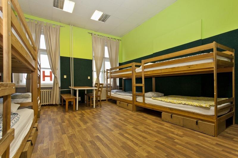 Hostel A Plus & Prag