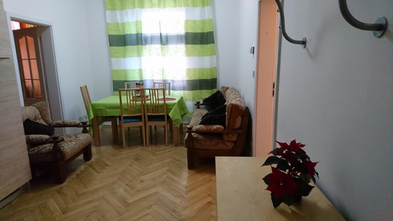 Budget Pricna Apartments Apartment