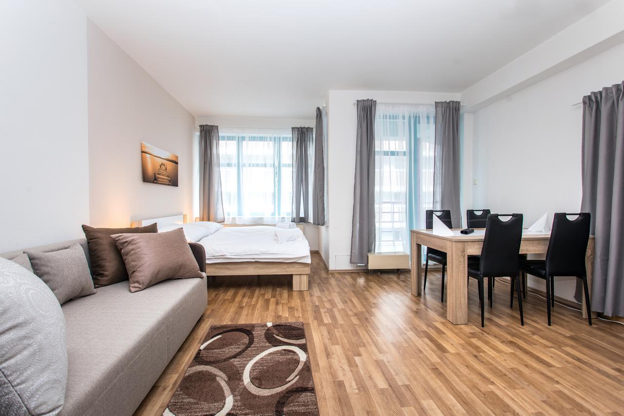 Terrace Otel