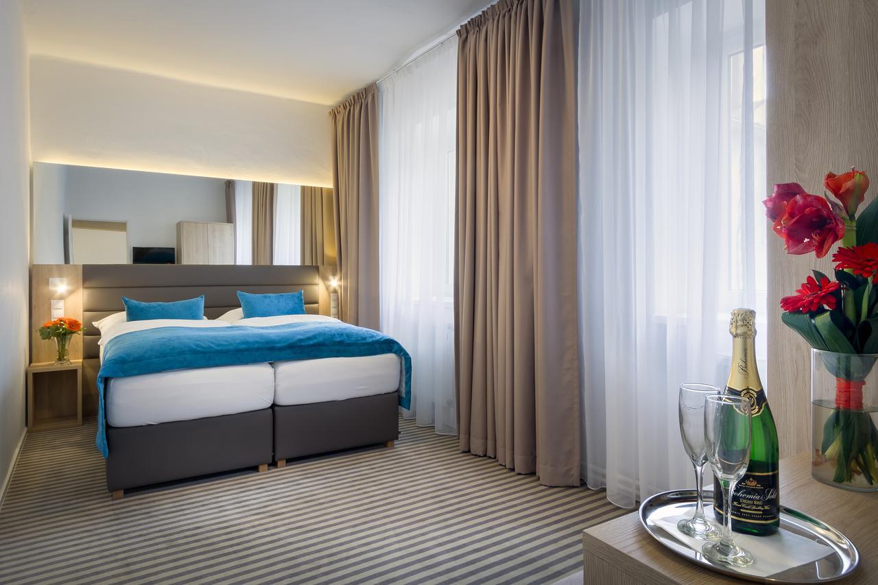 White Lion Otel 4*