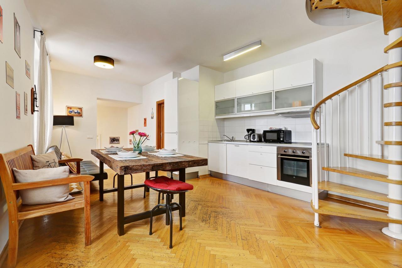 Historic Centre Vii Apartment *