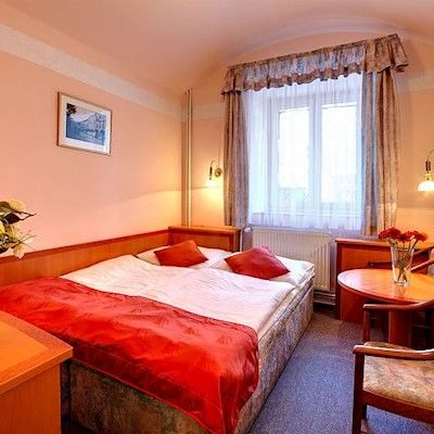 White Lion Otel