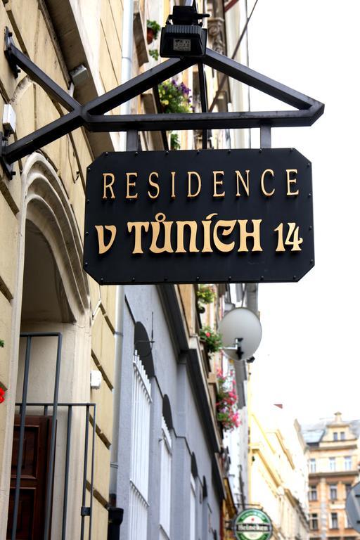 V Tunich Hostel Prague