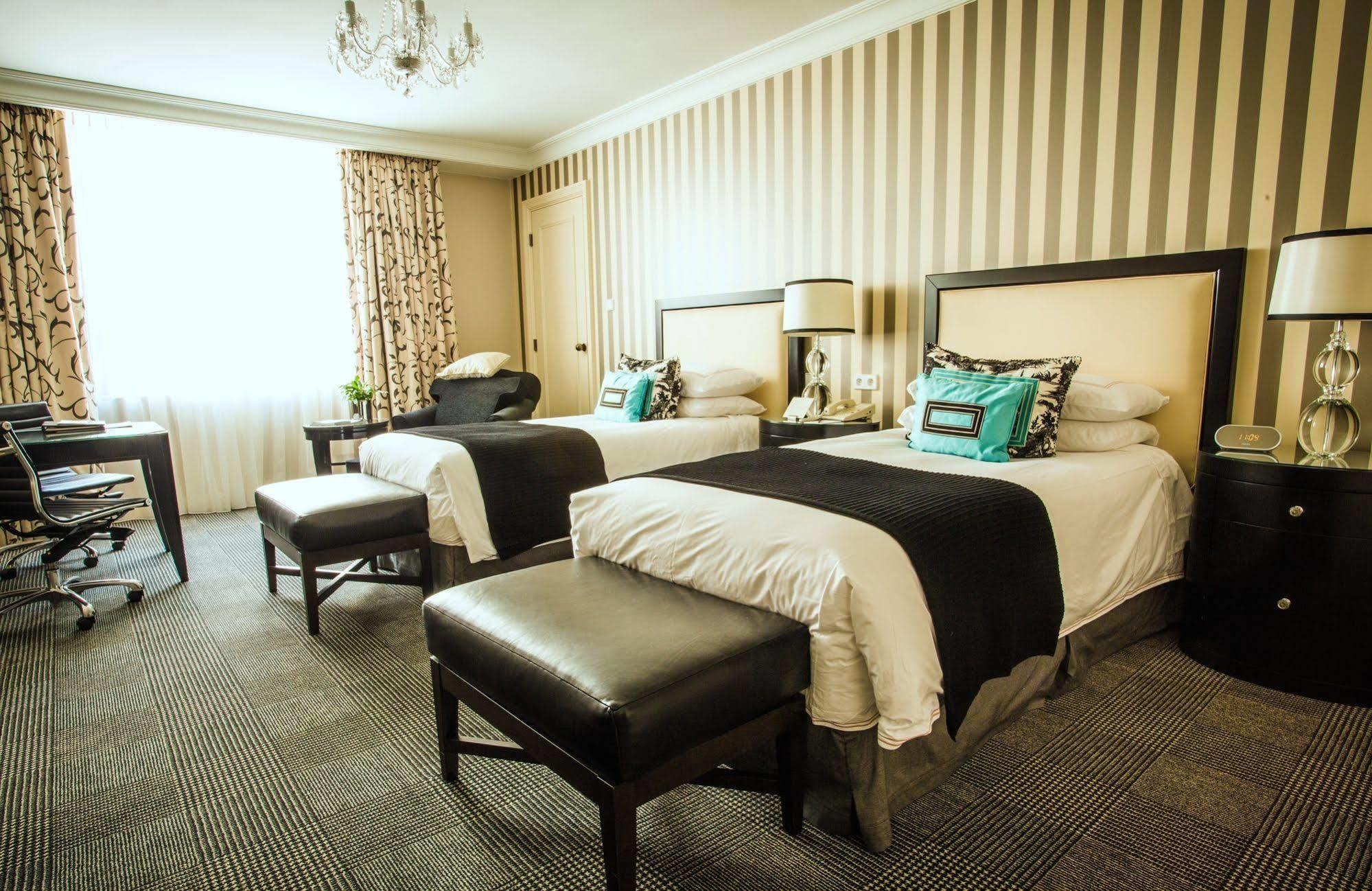 Four Seasons 5* Prague