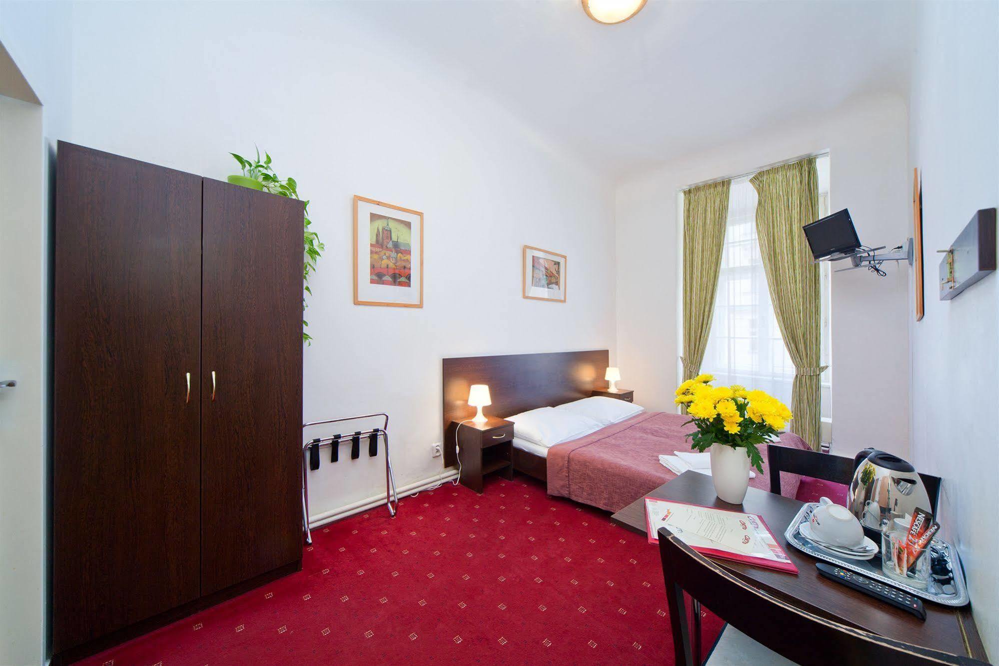 Corto Old Town Otel
