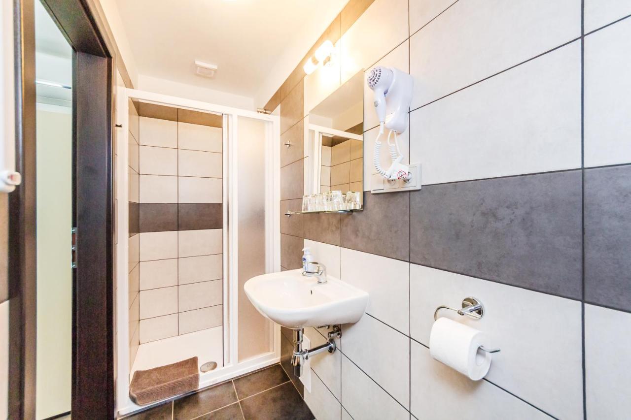 Hotel Nova Hospoda - & Restaurant Prague