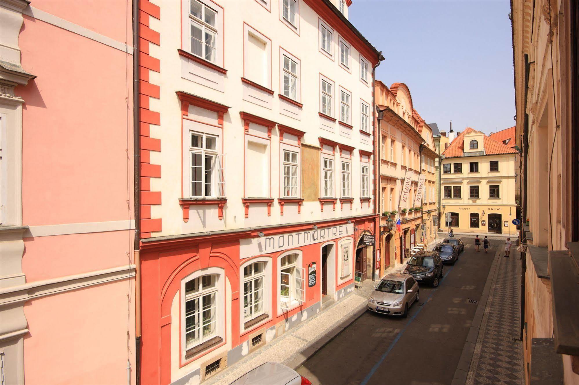 The Green Garland Hotel Prague