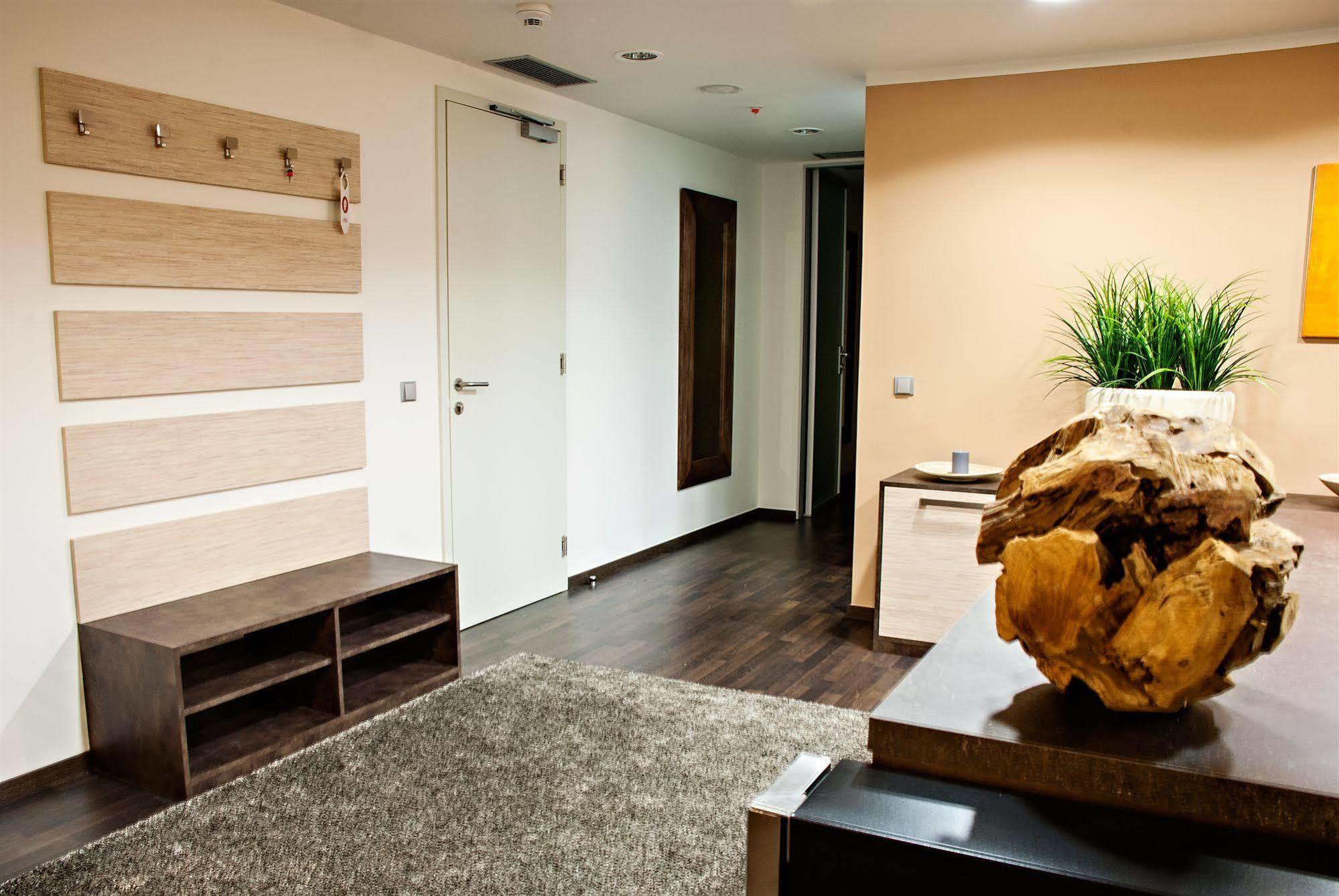Wenceslas Square Terraces Apartment *