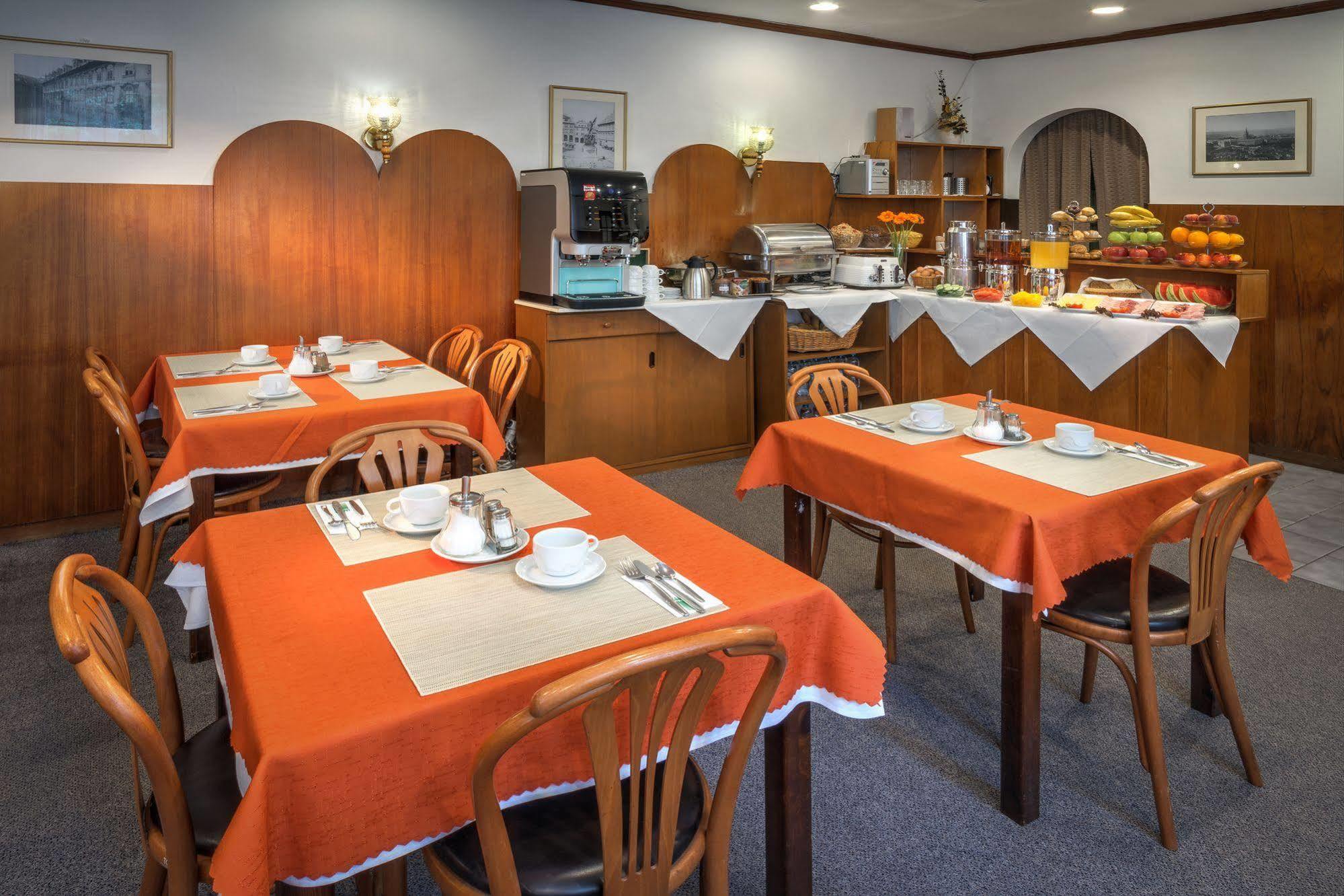 White Lion Otel Prag