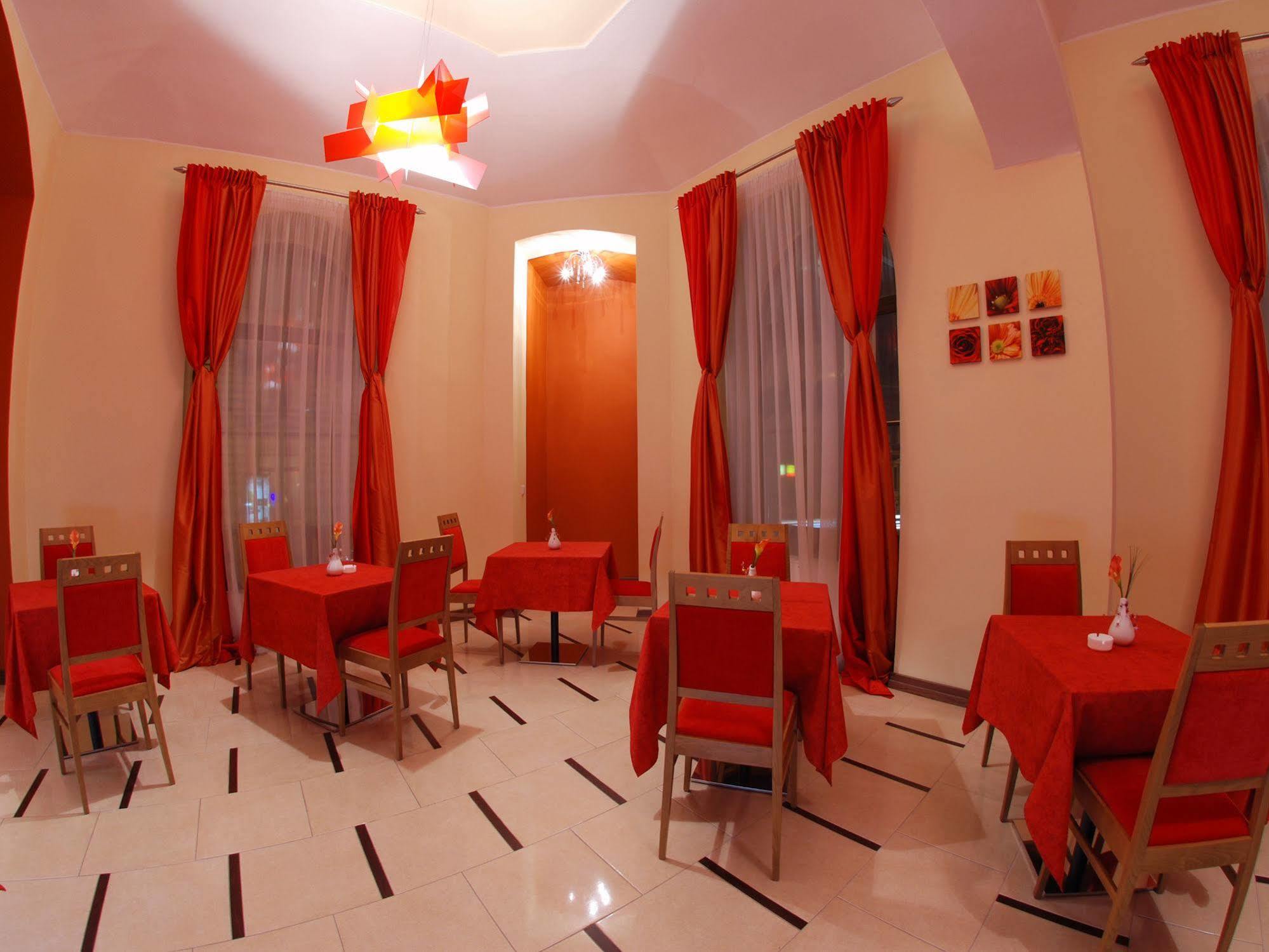 Ea Sonata 4* Prague