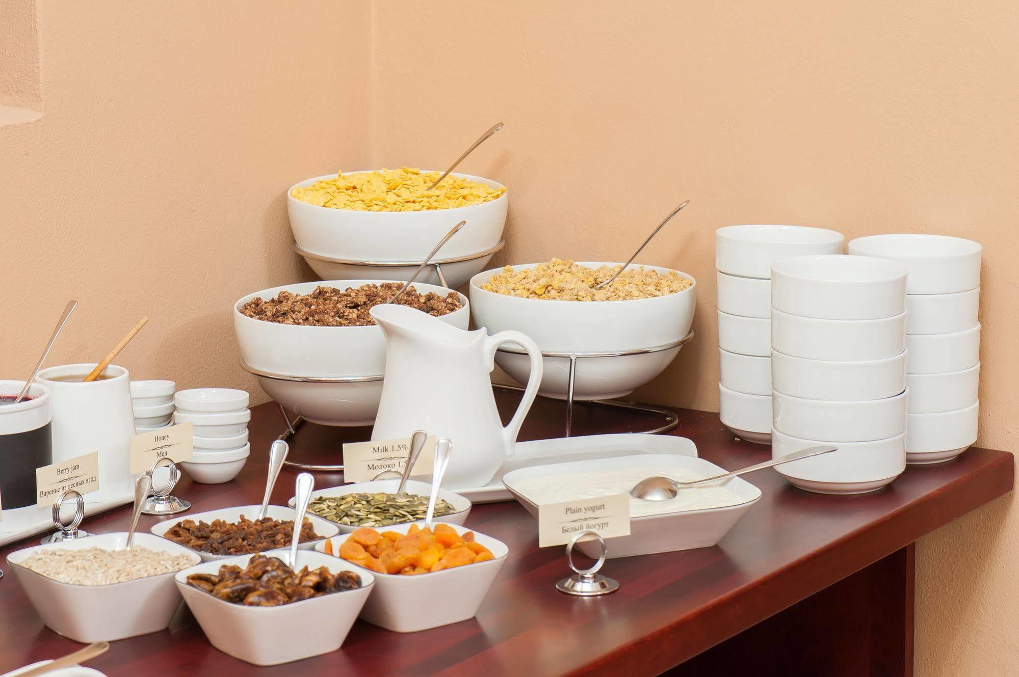 Hotel Bohemia Plaza 4*