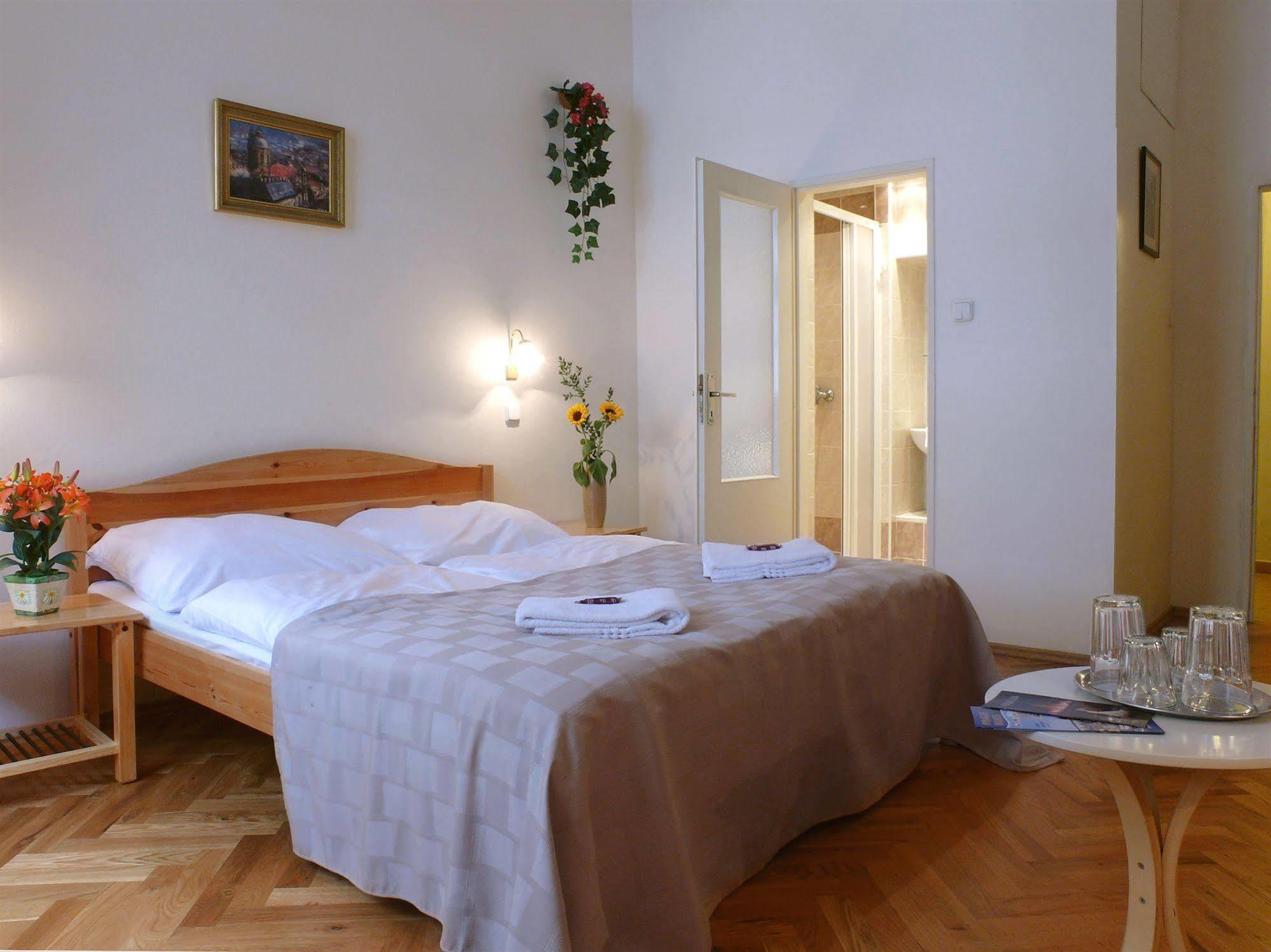 Hotel Pension Prague City 3*