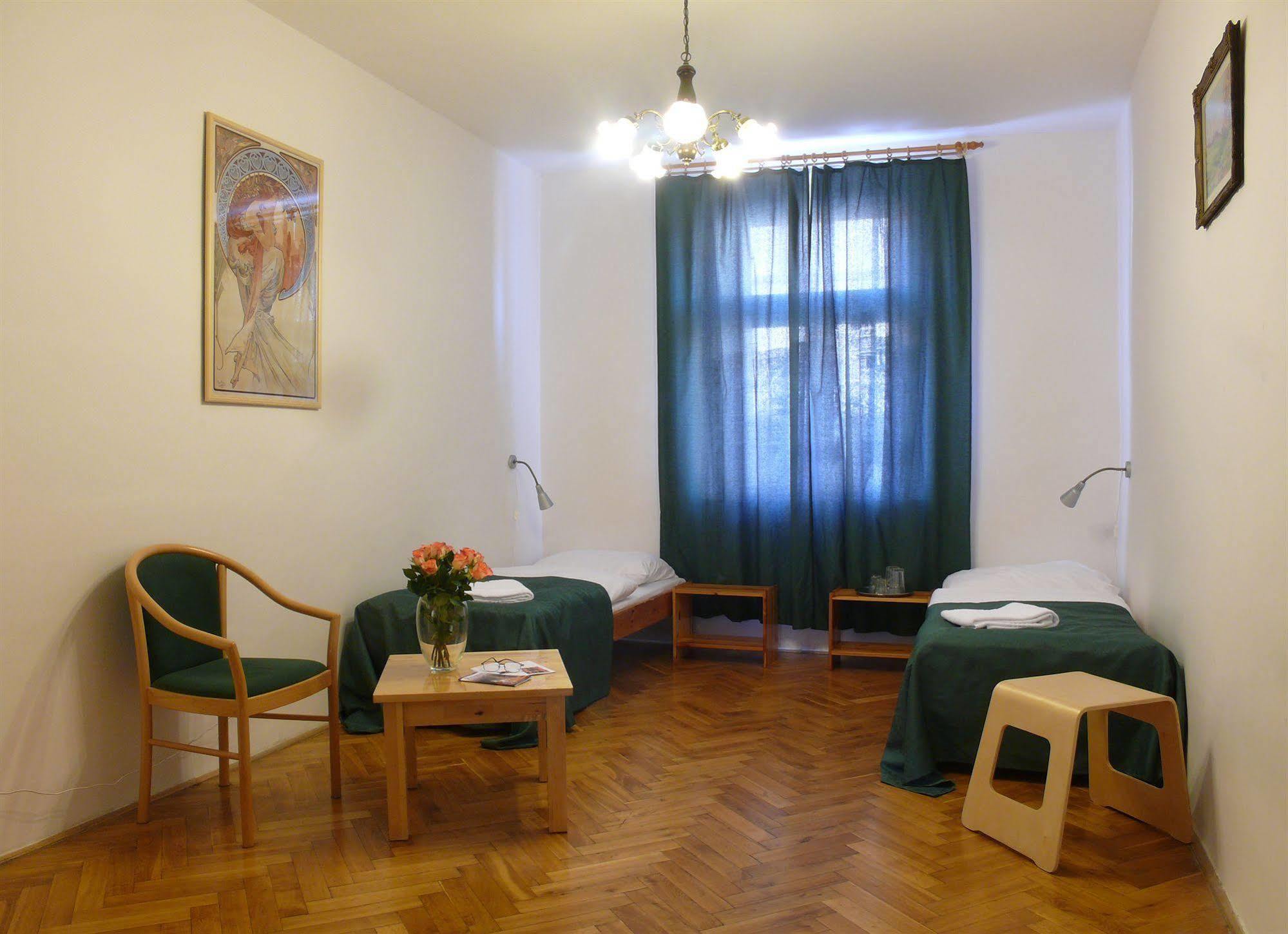Pension Prague City Hotel 3*