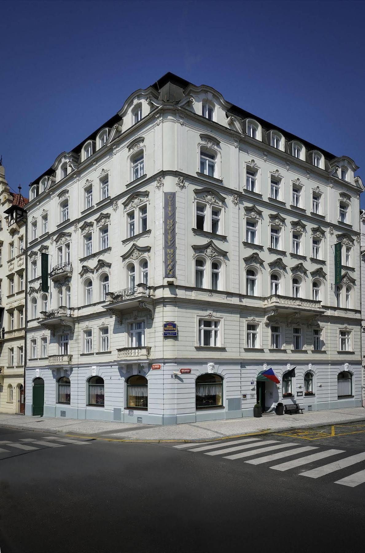 Western Moran Hotel 4*