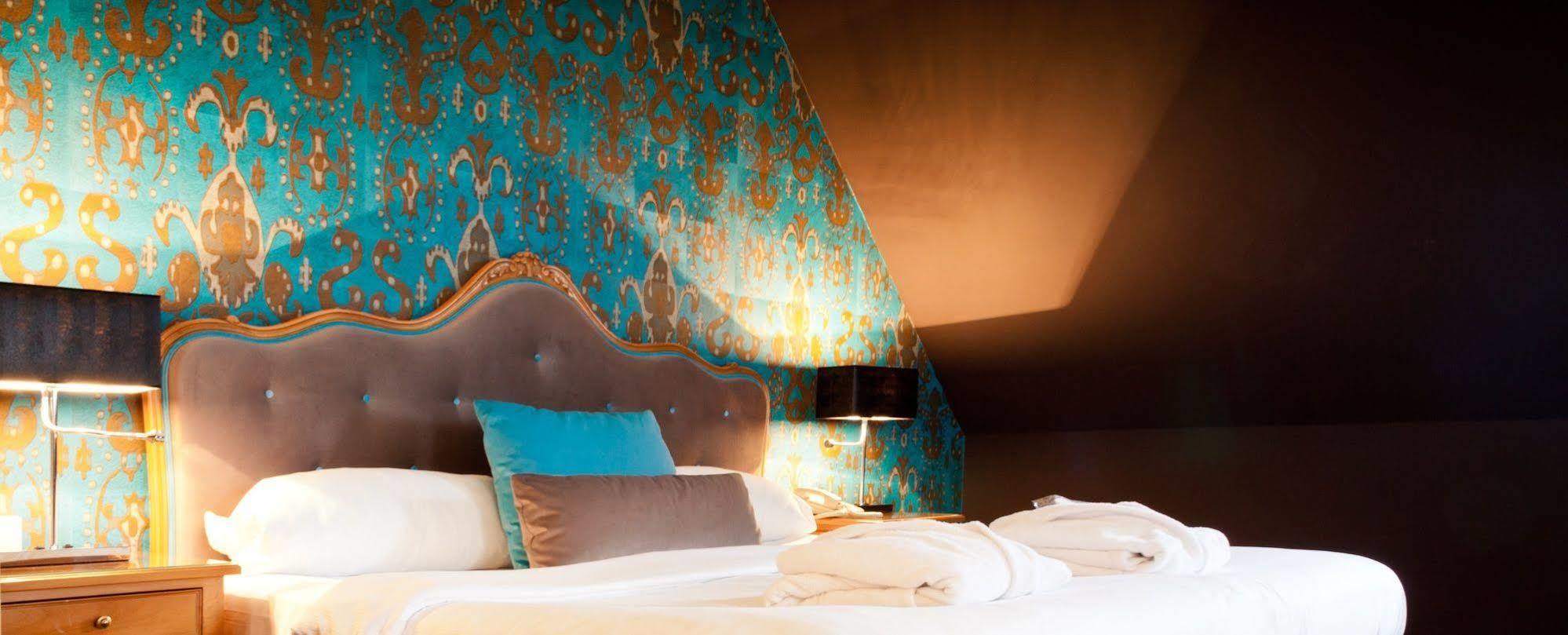 Friday Hotel 4*