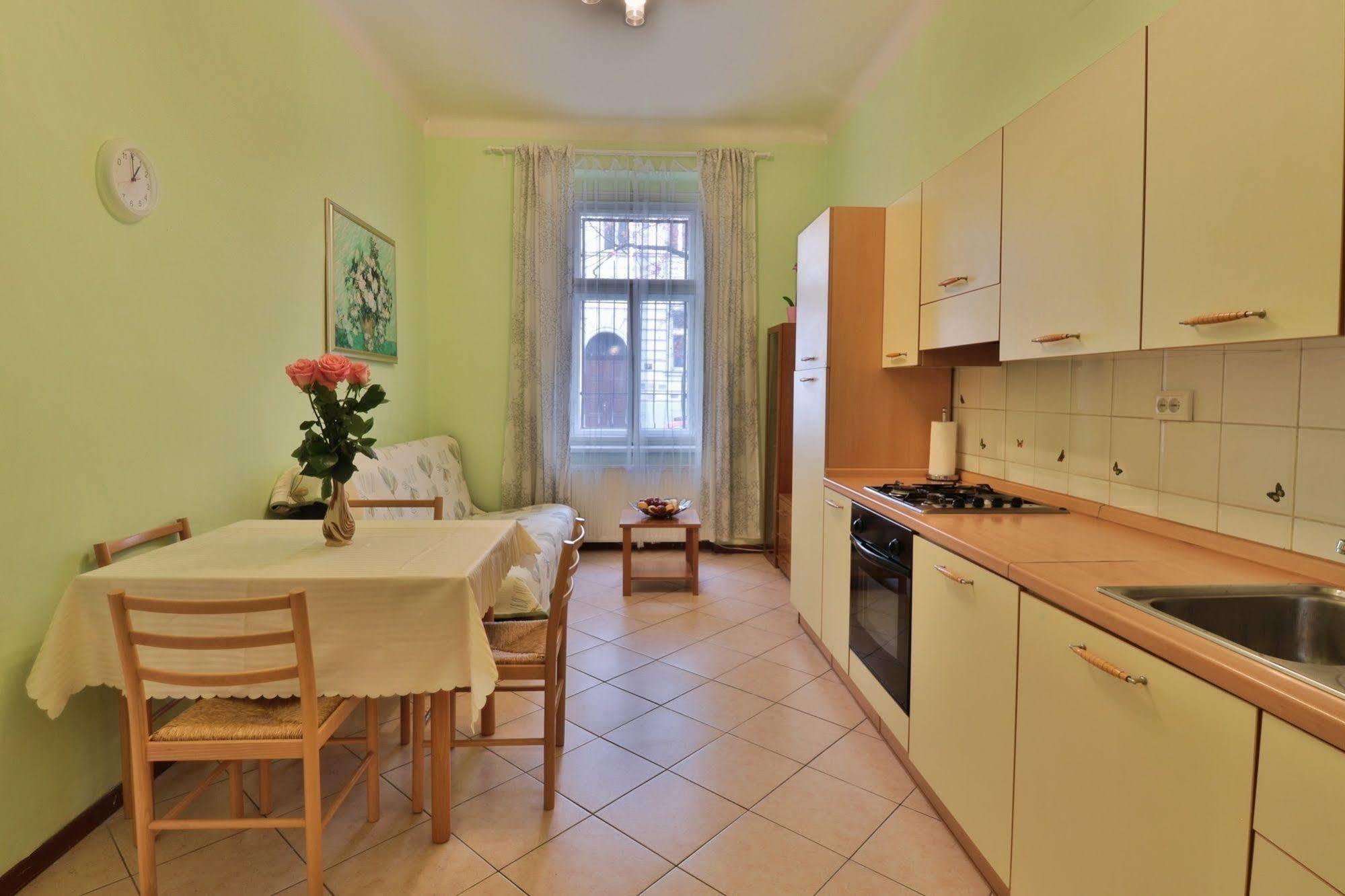Apartment Na Kozacce 6 Prague