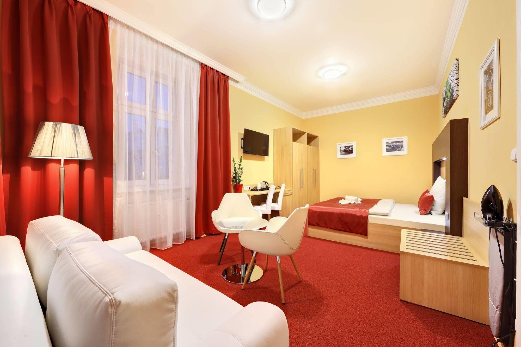 Hotel Martin 3*