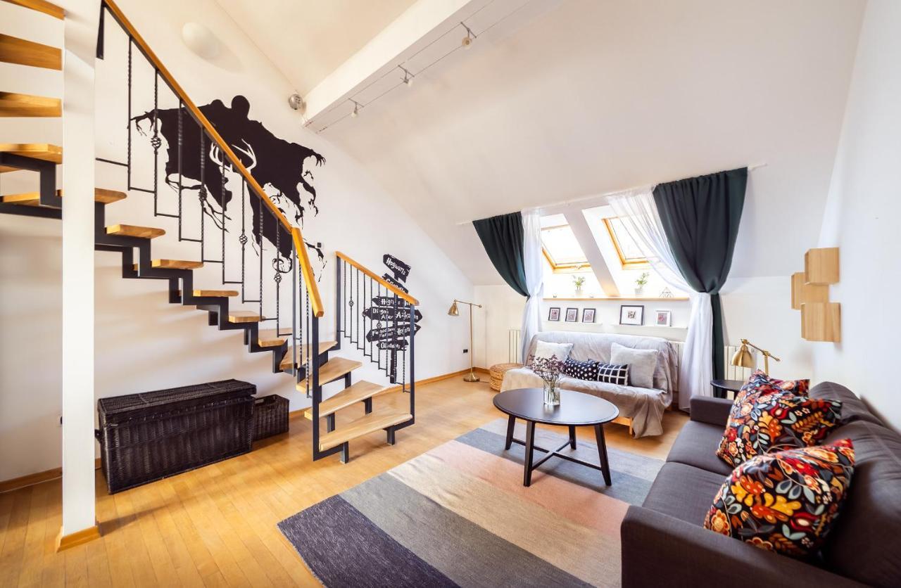 Apartment 4br 3bath Balcony Harry Potter Penthouse Prague