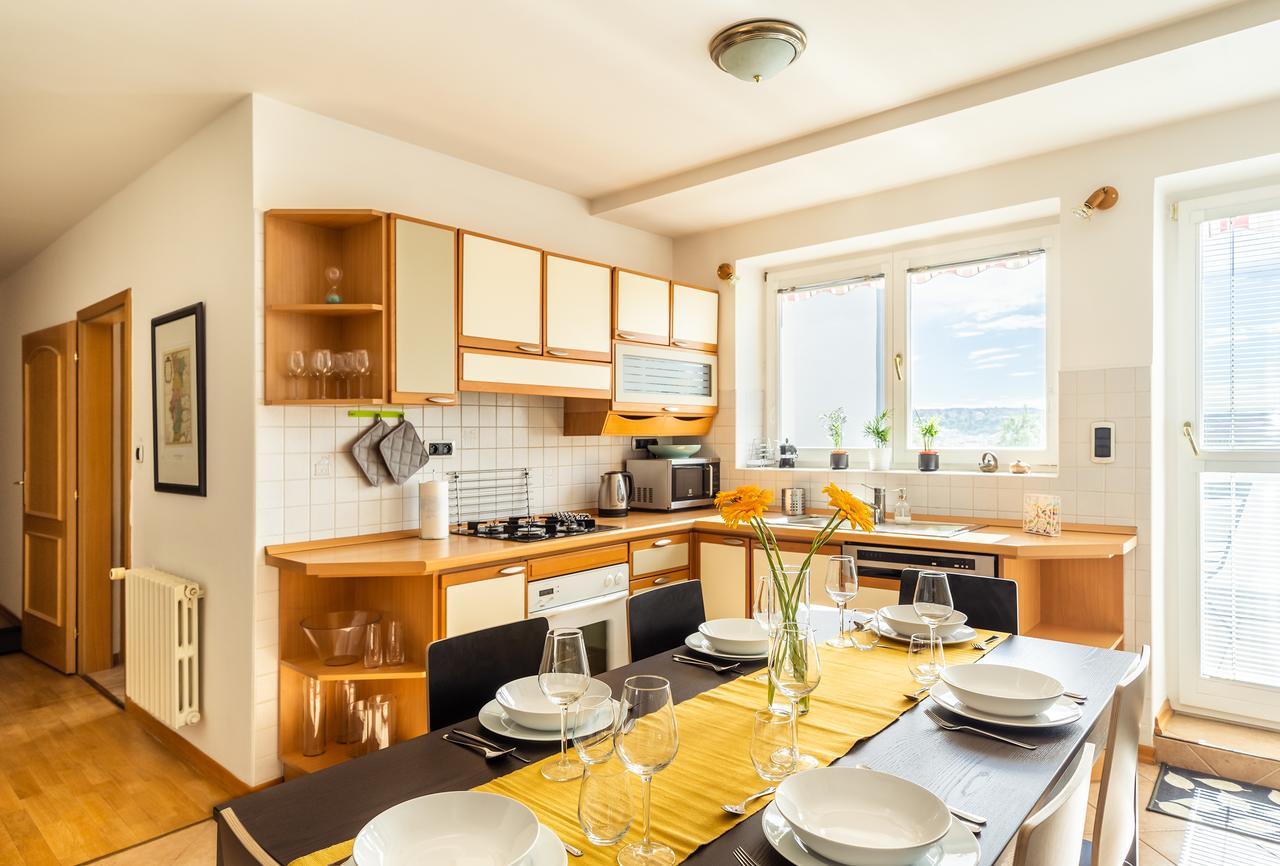 Apartment 4br 3bath Balcony Harry Potter Penthouse *