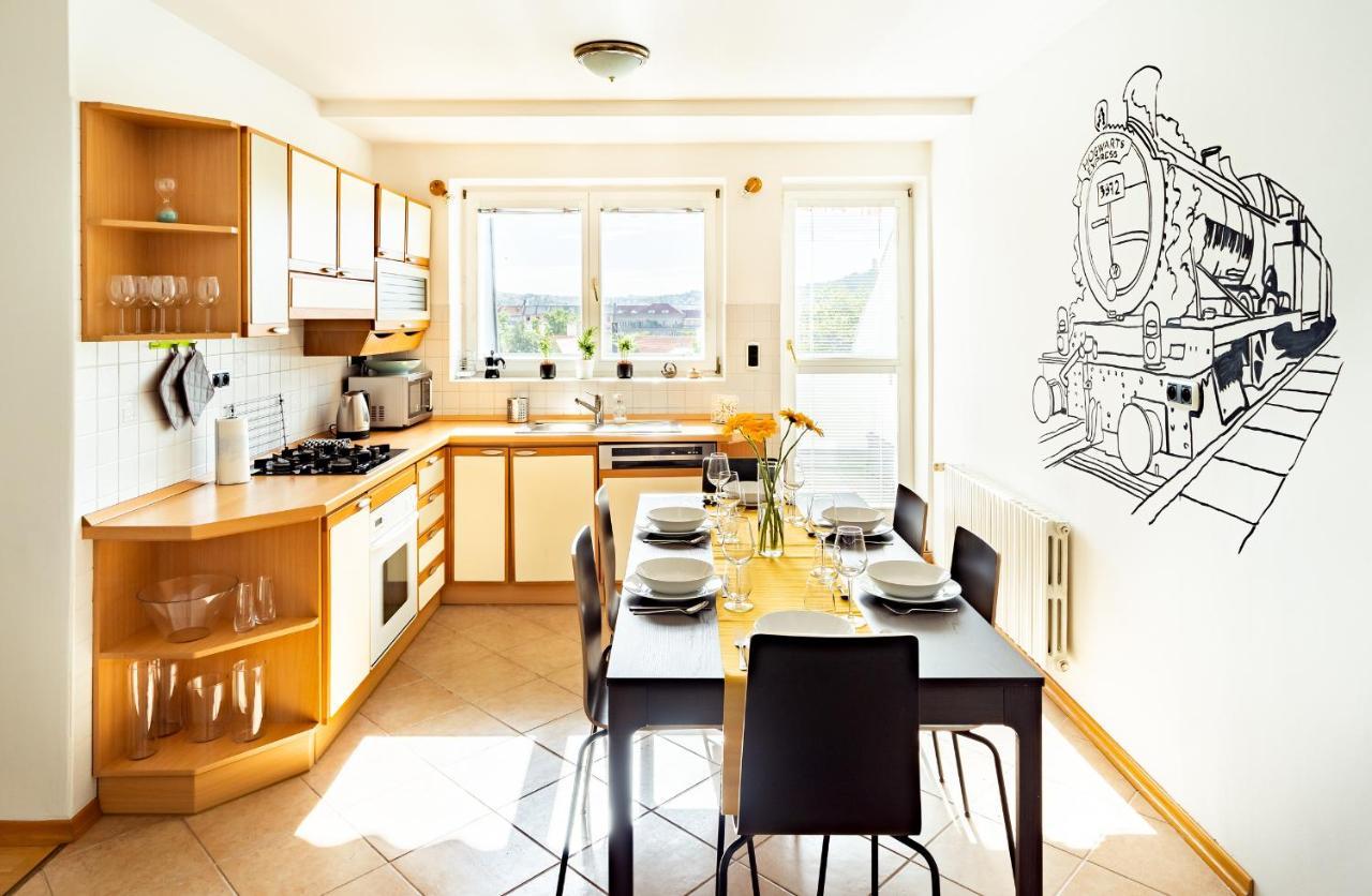 Apartment 4br 3bath Balcony Harry Potter Penthouse Prague
