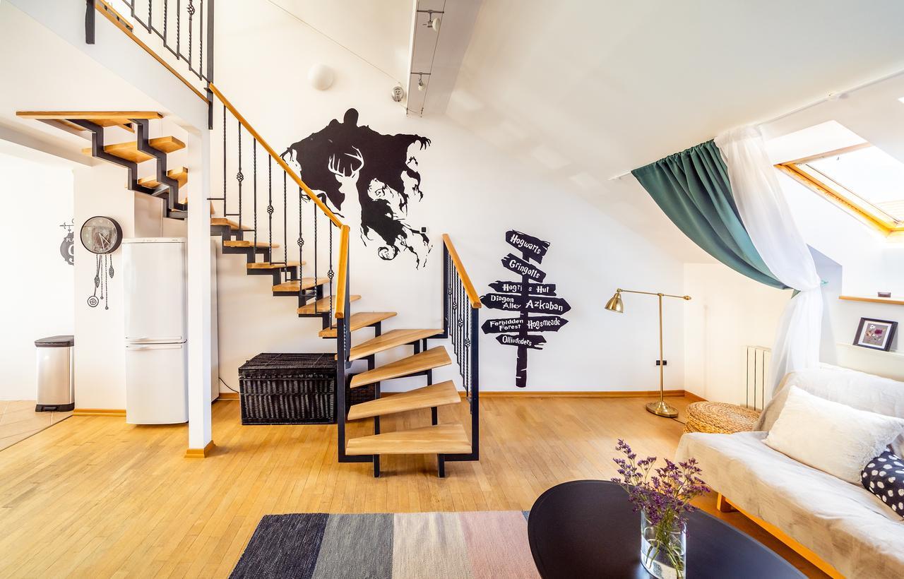 4br 3bath Balcony Harry Potter Penthouse Apartment *