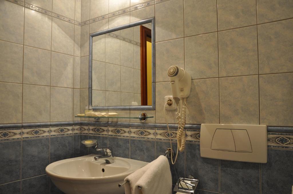 Hotel Cerny Slon