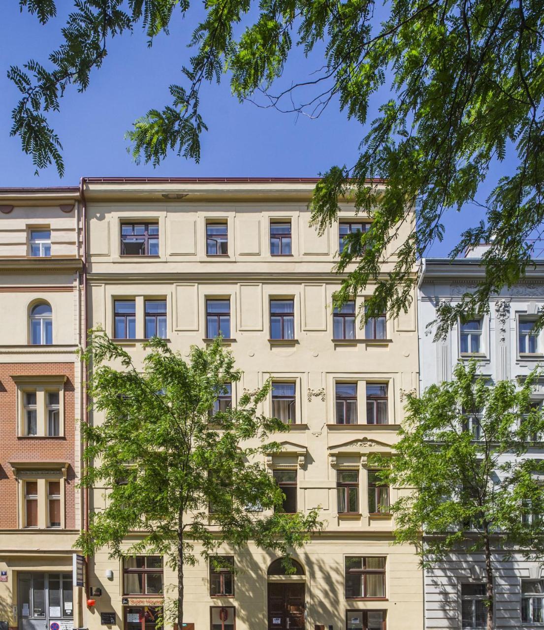 Jagellonska Aparthotel Prague